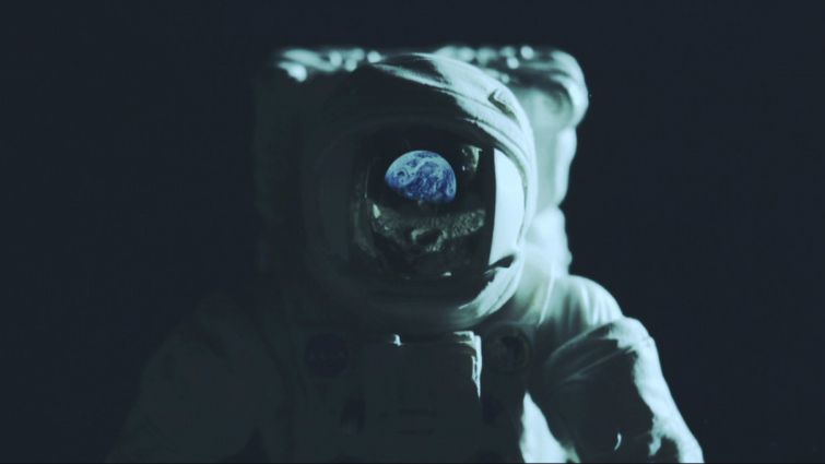 影片截圖：宇宙人．不簡單Not Easy