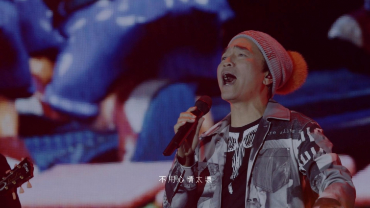 影片截圖：五月天feat.吳宗憲．笨小孩  